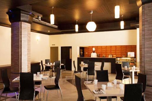 Hotel Metro Park Inn Coimbatore Bagian luar foto