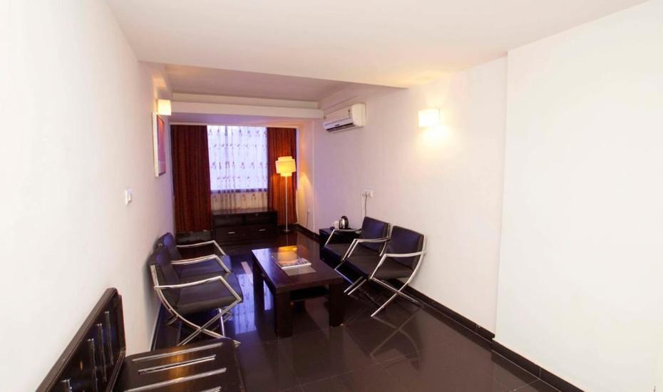 Hotel Metro Park Inn Coimbatore Bagian luar foto